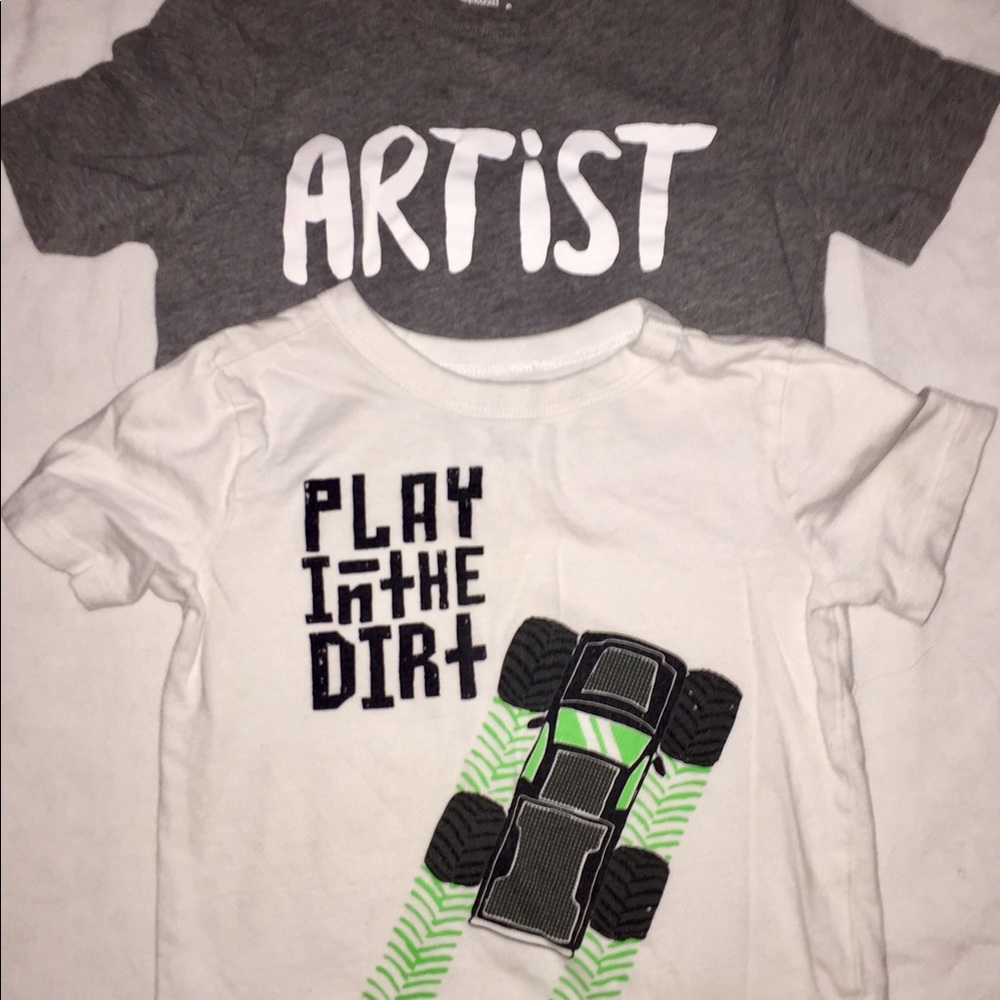 2 Piece Bundle Osk Kosh Originals Boys 4T Tees